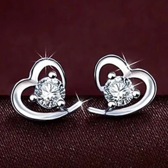 Rhinestone Heart Earrings and Pendant Set - Picture 5 of 6
